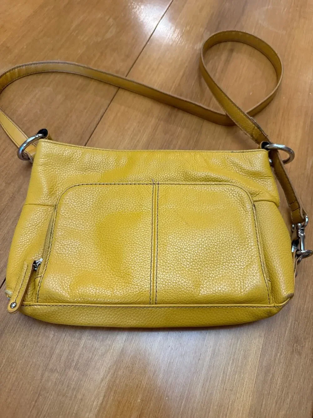 Vintage Tignanello golden rod crossbody carryall purse/wallet organizer casual